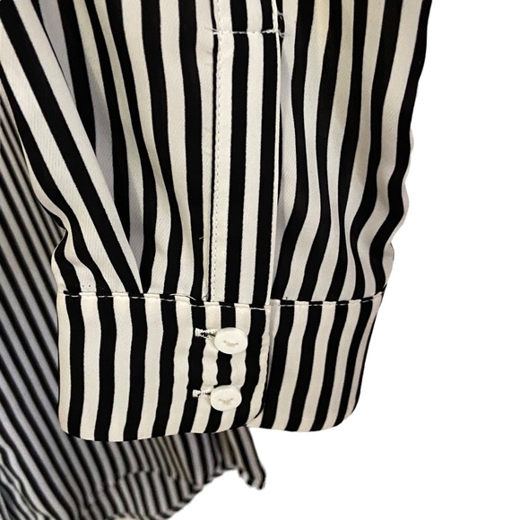 H&M Black White Oversized Striped Button Down Shirt Women’s Size 12 - Picture 3 of 7